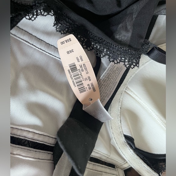 NWT Never Worn! Victoria’s Secret Garter Bustier / Chemise Size 36B - Picture 7 of 8